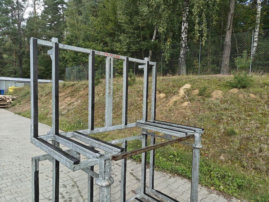 Stojak metalowy Szkło