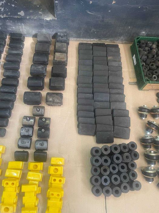 Подушки, втулки Газ 51, Газ 52, Газ 53, Газ 66, Газ 3307, Зіл