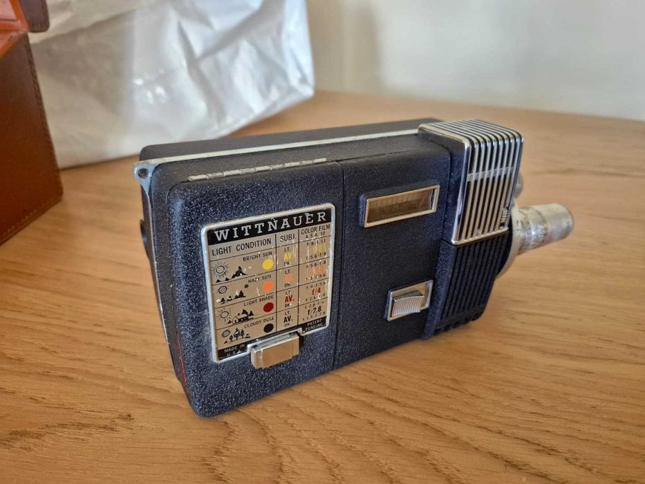 Wittnauer Cine-Twin WD 400 – Câmara/Projetor 8mm Vintage