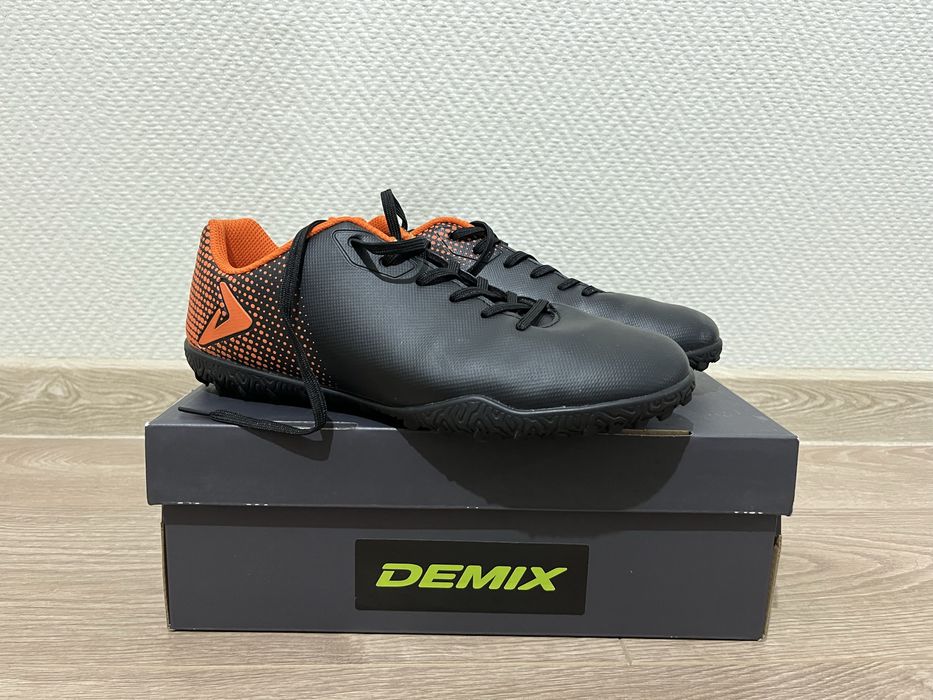 Бутсы/сороконжки Demix