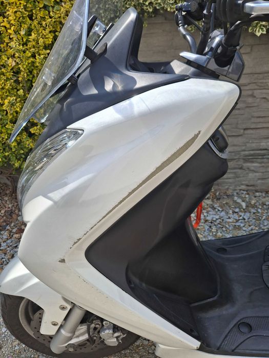Yamaha  Majesty S na kat B