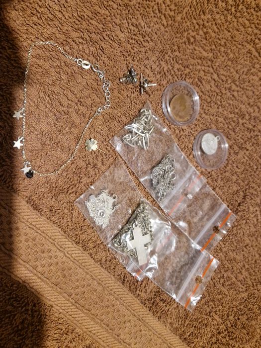 Zestaw biżuteria srebro - złoto.