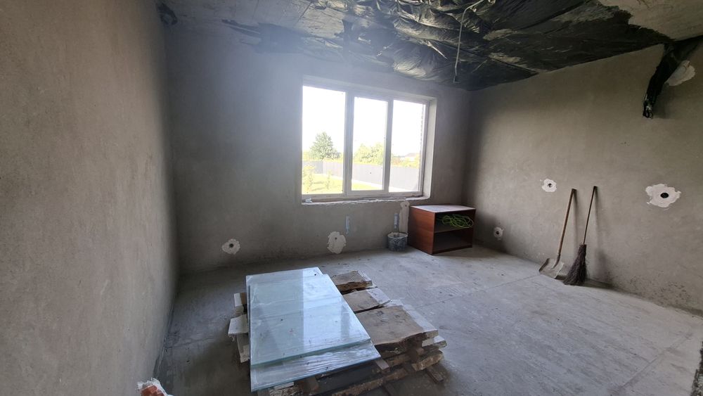 Продаж нового будинку. Комунікації. 10соток землі. Камін. Сад.