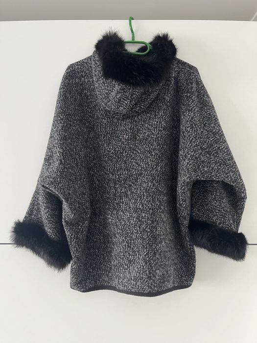 Płaszcz przejściowy ponczo peleryna na jesień