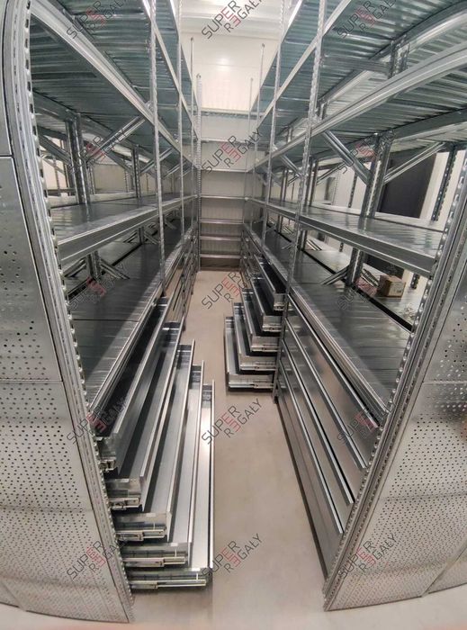 Regały – półki magazynowe