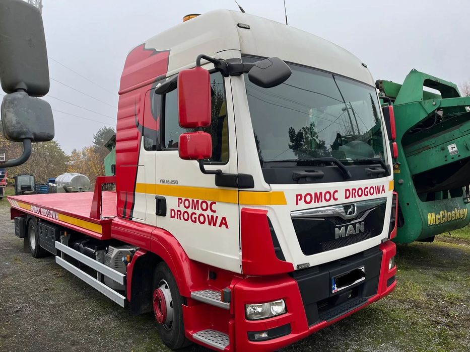 MAN TGL 12.250  pomoc drogowa . laweta płyta widelec
