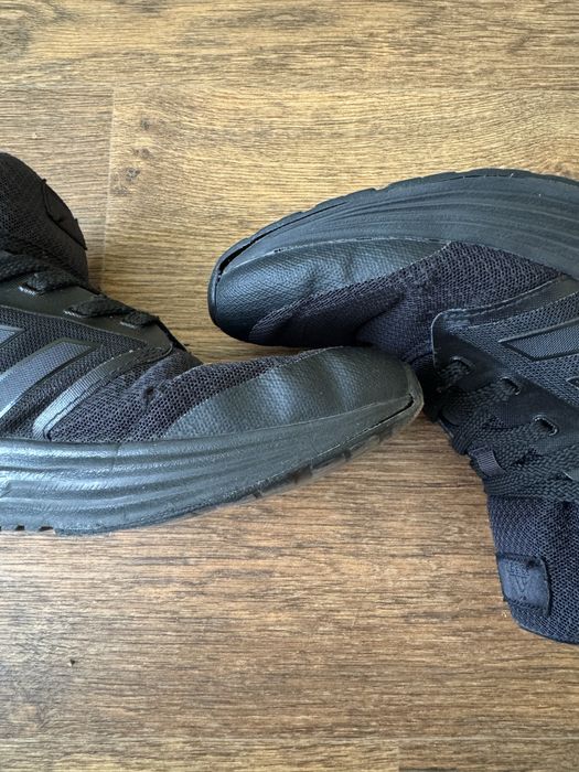 Продам кросівки Adidas FY6718 Galaxy 5
