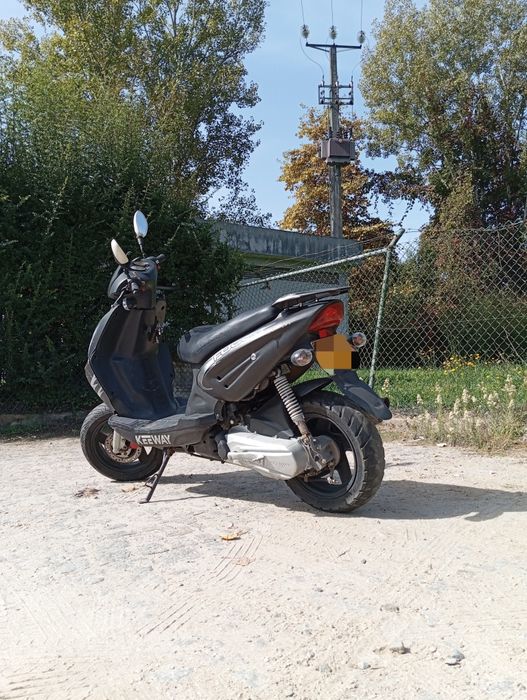 Scooter keeway focus
