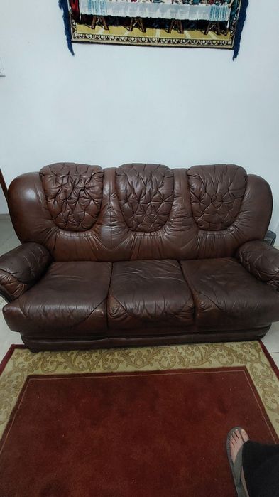 Sofa cama de pele castanho