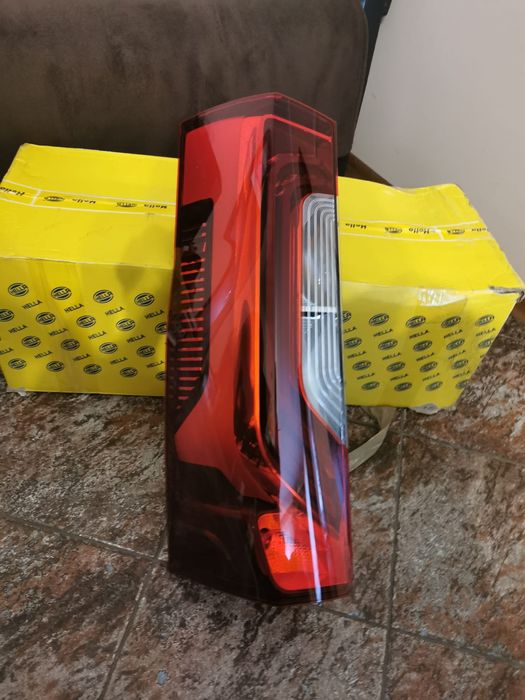 Hella lampa tylna Prawa 2SK.013.253-221 Mercedes Sprinter Nowa