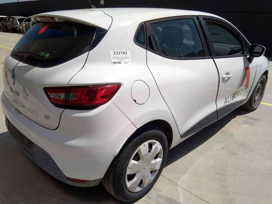 RENAULT CLIO IV - 2013 - Para Peças