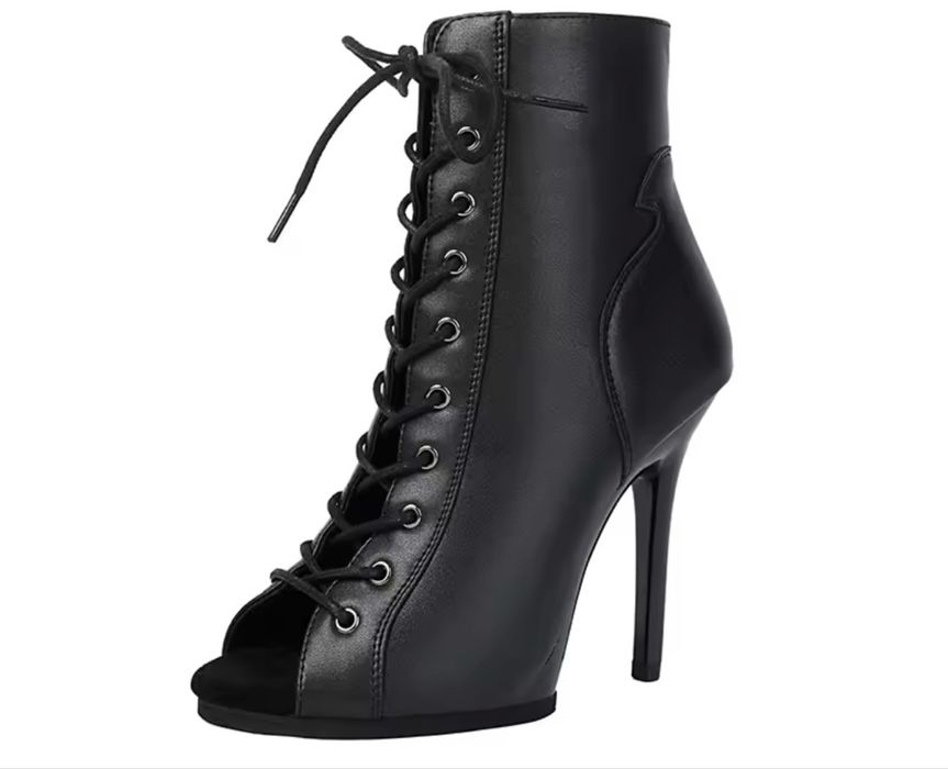 Взуття для танців Хілс