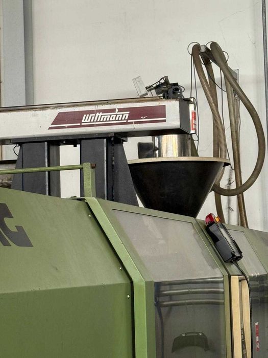 Máquina de Injeção DEMAG Ergotech 330-2300 System (1998) + Robot Wittmann + Doseadores