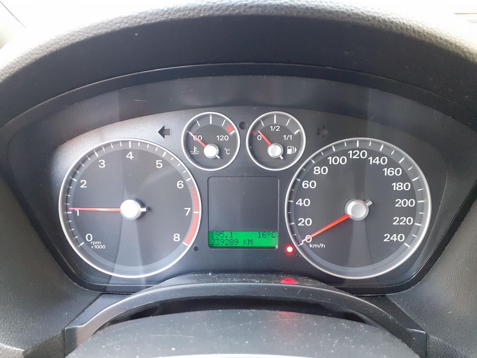 Licznik Ford Focus C-max 1.6 - 4m5t10849er