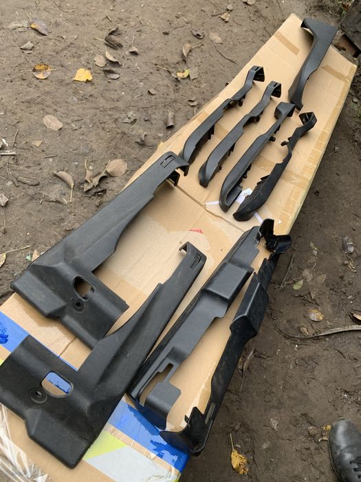 Обшивка салазок Сидіння BMW БМВ Е36/46/39 ф10 планка сидушок