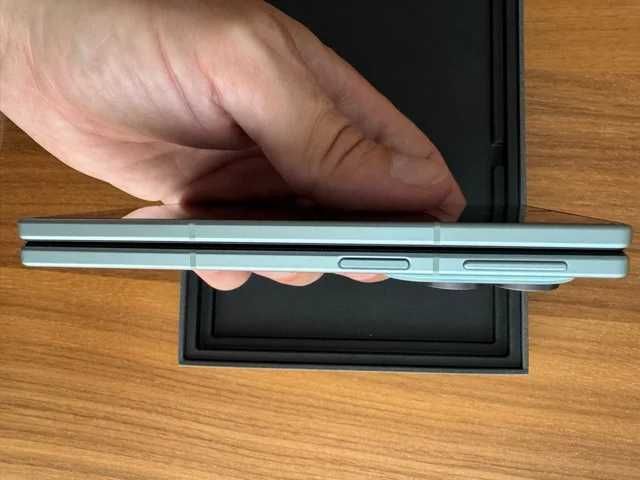 Samsung Z Fold 8 - Troco por Iphone