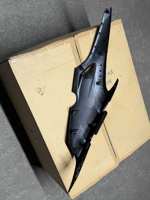 Ogon prawy zadupek owiewka tyl yamaha tmax 560 Turza Śląska • OLX.pl