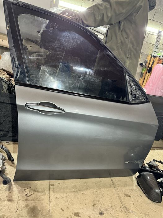 Двері передні BMW X5 F15 дверка двери права