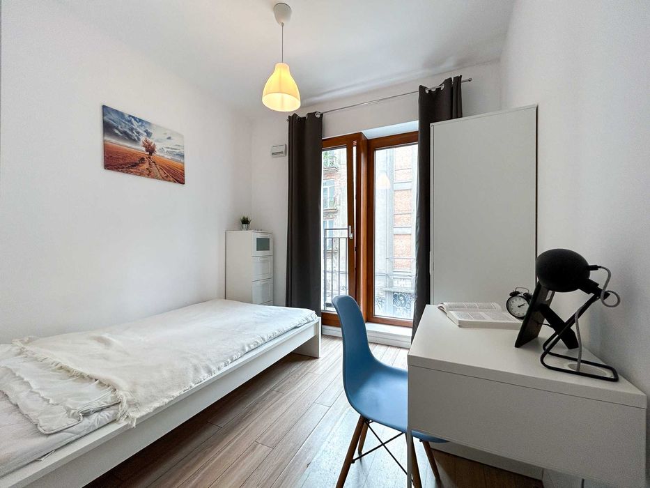 Krochmalna 58, pokój w centrum Warszawy, obok ronda Daszyńskiego