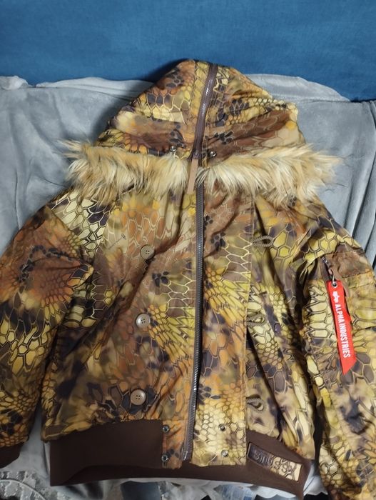 alpha industries, stussy, ma-1, bomber