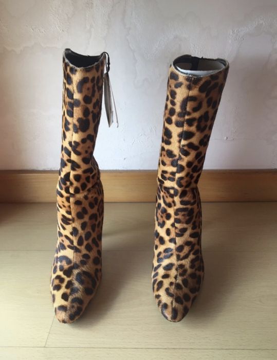 Bota da Zara nova em pele genuina
