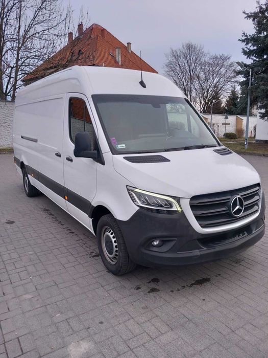 Transport rzeczy/mebli/palet busem