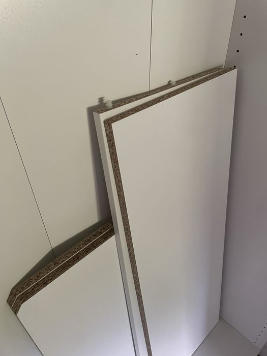 Estrutura de Roupeiro Branco Ikea