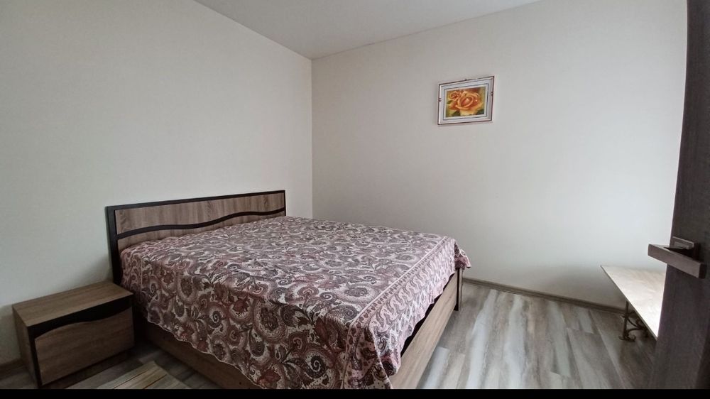 Здається 2х км в центральній частині!!!