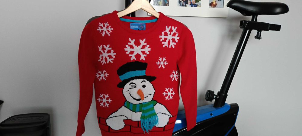 Sweter Bałwan Świąteczny rozmiar 134
