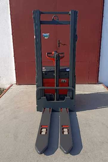 Електричний Штабелер 1151 Linde L14 1,4 т 2,90 м