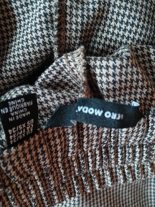 Vero Moda Spodnie z trokami r,34 proste i ciepłe 33%viscose