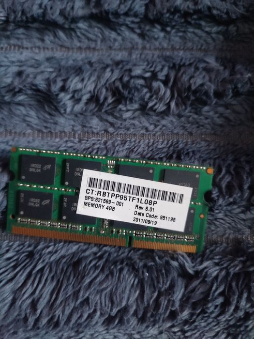 Продам ОЗУ DDR3L на 4GB