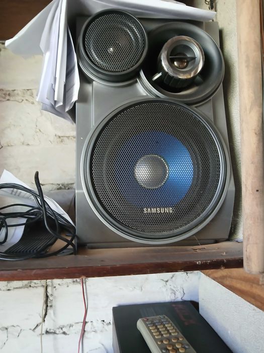 Музыкальный центр Самсунг MAX KJ630 KARAOKE