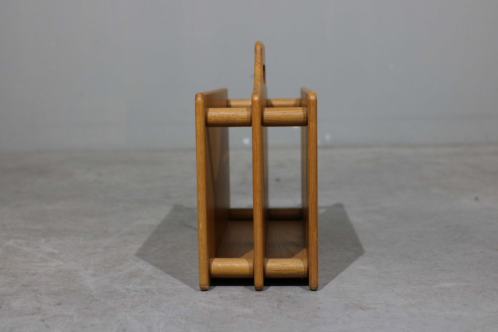 Porta Revistas nórdico em carvalho