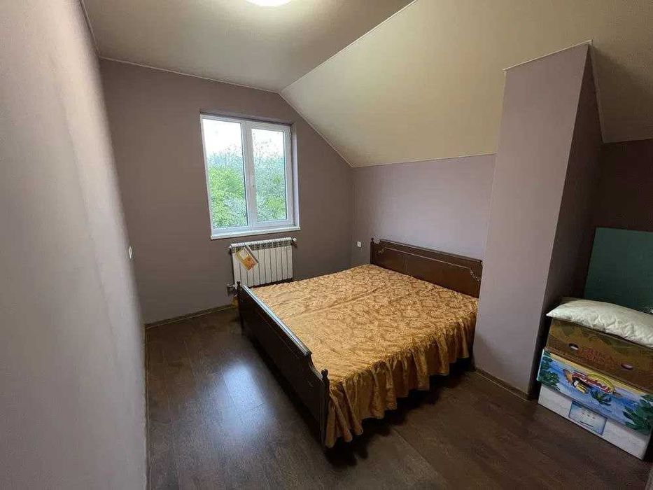 Продаж окремого  будинку з ремонтом. ділянка 6сот  поруч зі Львовом!