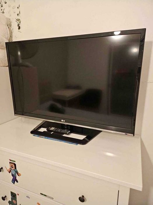 Tv led 42" with  remote