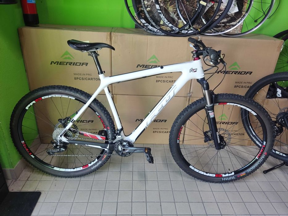 Bicicleta de btt felt  xl