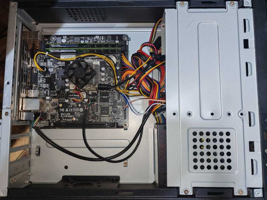 Компьютер Mini itx Vinga AMD A4-3350 8gb DDR3 64gb 250w WiFi