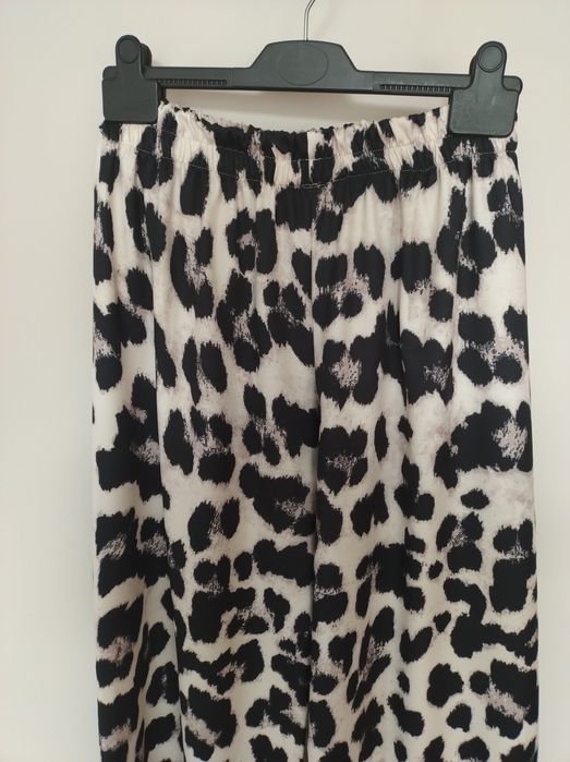 Sprzedam dwuczęściowy komplet