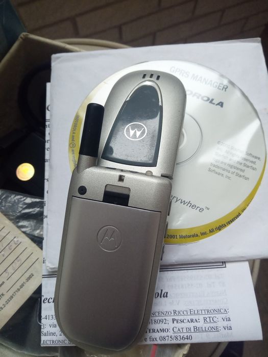 Ретро Motorola v66