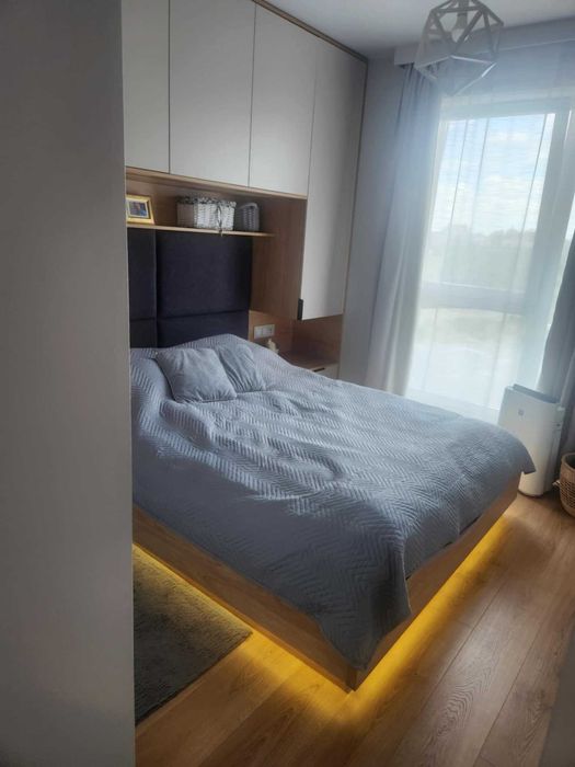 Sprzedam 3 pokojowe mieszkanie+ garaż+ komórka . Bez pośredników