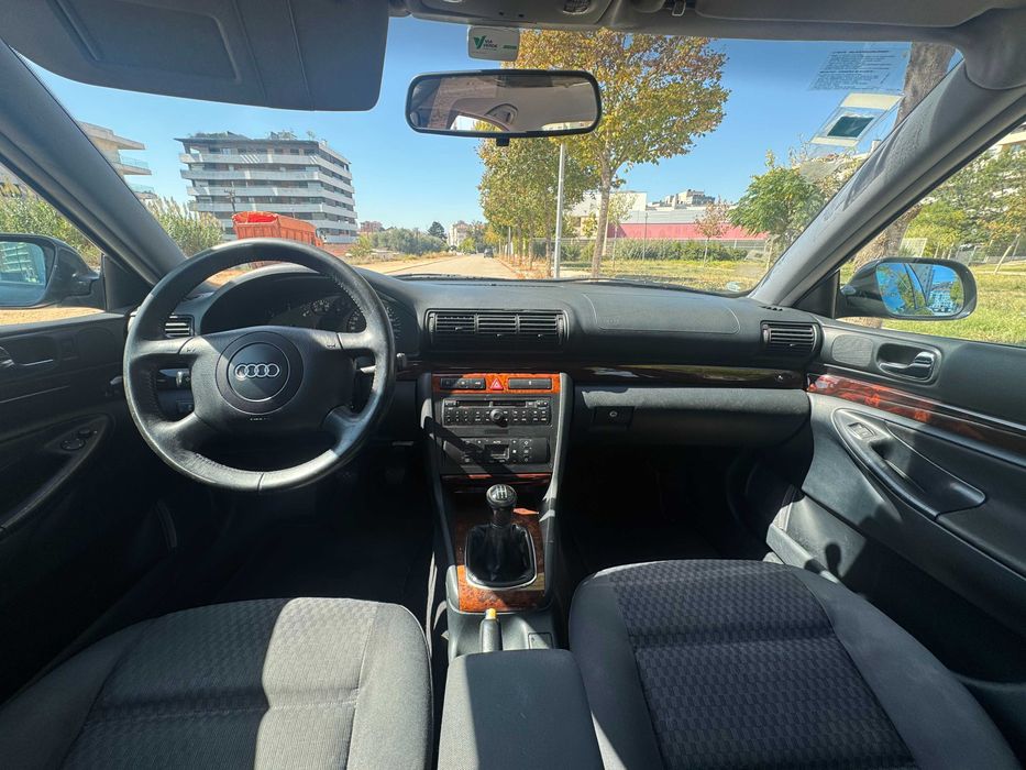 Audi A4 1.9 TDI 115cv (2000)
