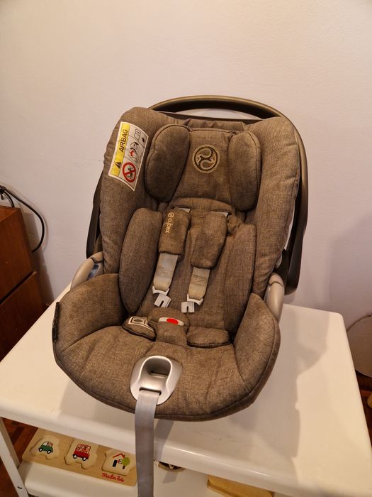 Ovo Cybex Cloud Z i-Size em bom estado