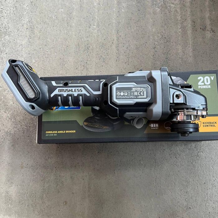 Акумуляторна болгарка Procraft industrial AG125B (без акб та зп)