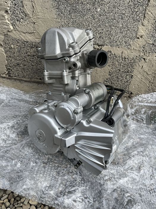 Продаж двигуна Kovi 300 174MN