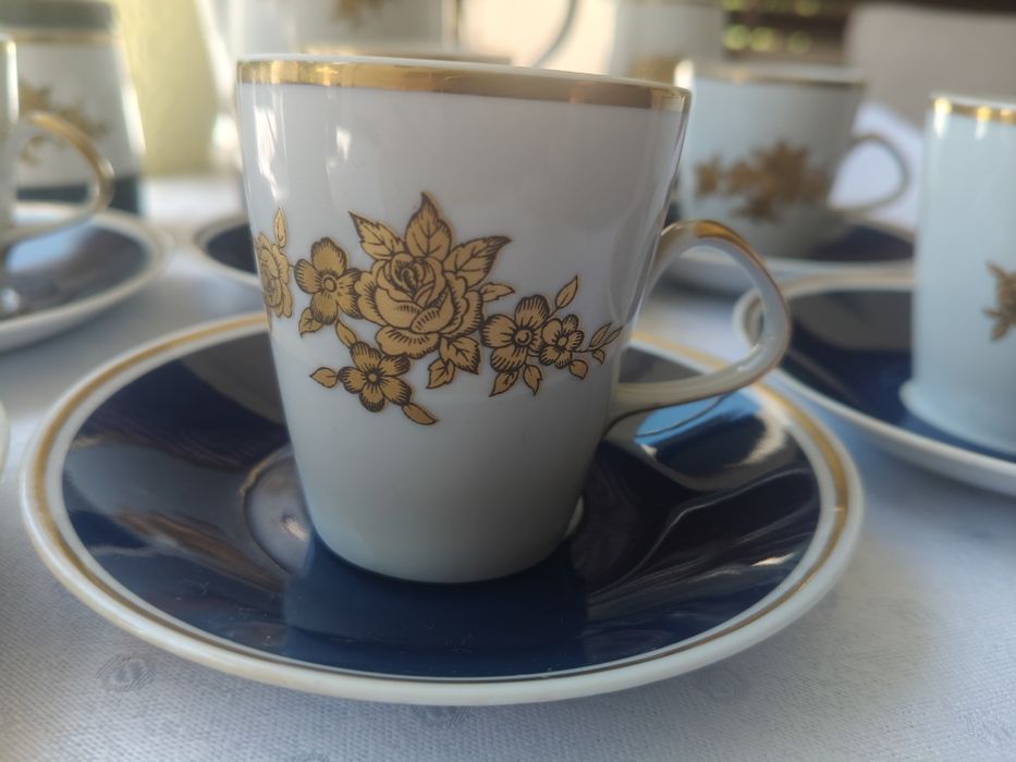Serwis do mokki, Fine China Lichte.