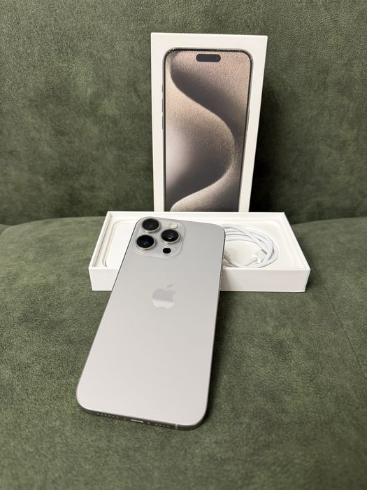 Продам Iphone 15 pro max 256 як Новий