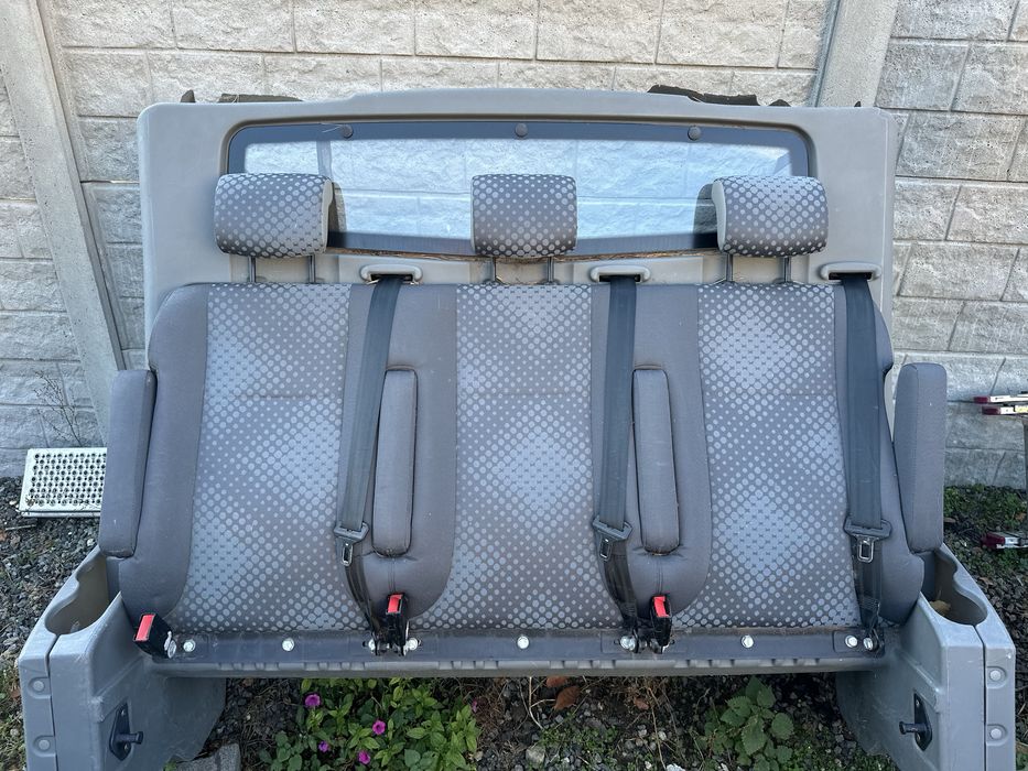 Zabudowa holenderska sciana grodziowa Renault Trafic Vivaro Primastar