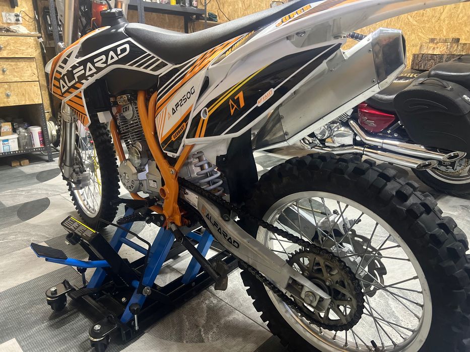 Alfarad F 250 G jak nowy ! Super stan