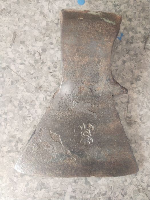 Топор       СССР